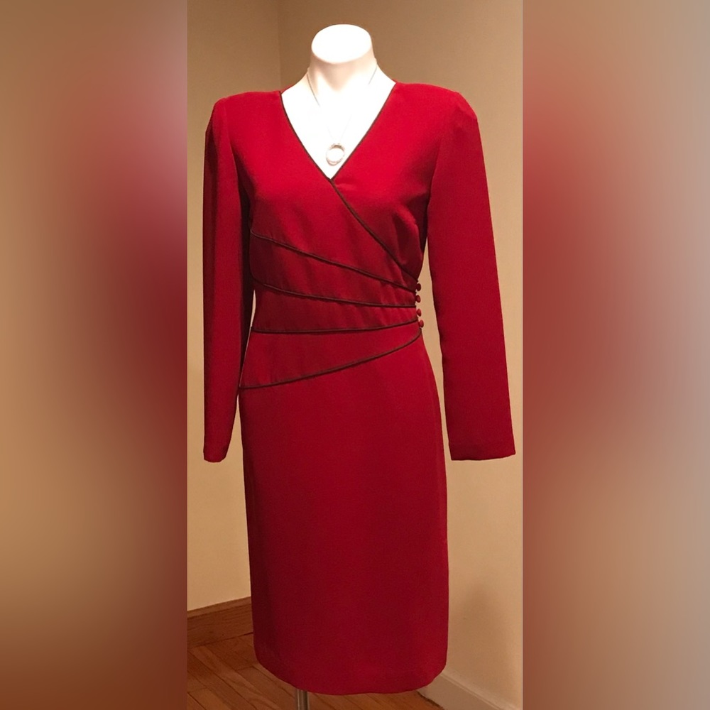 Donna Morgan women's burgundy wine colored with brown web like design, S…
